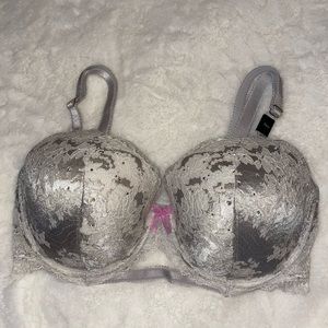 Victoria’s Secret Intimates & Sleepwear